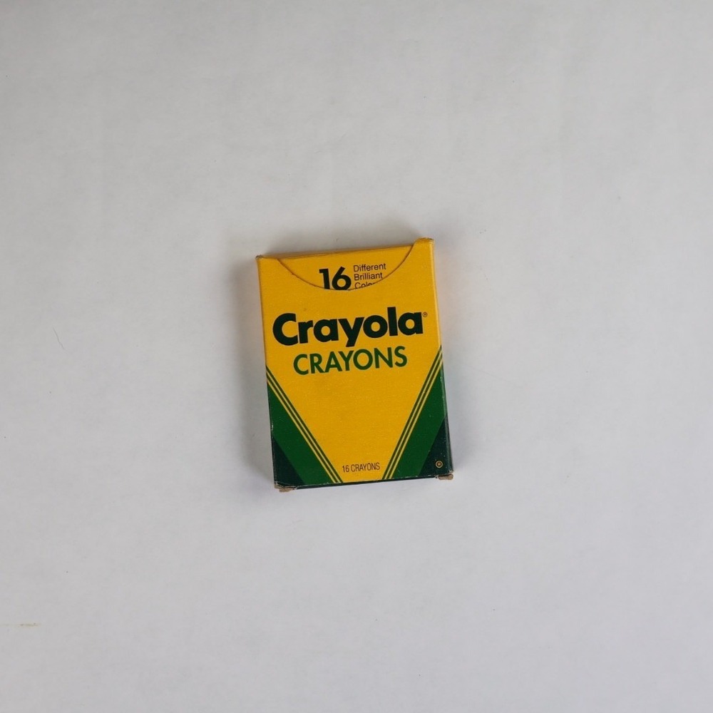 Vintage 1993 Crayola Crayons 16 Count Binney & Smith Made in USA Collectible Box